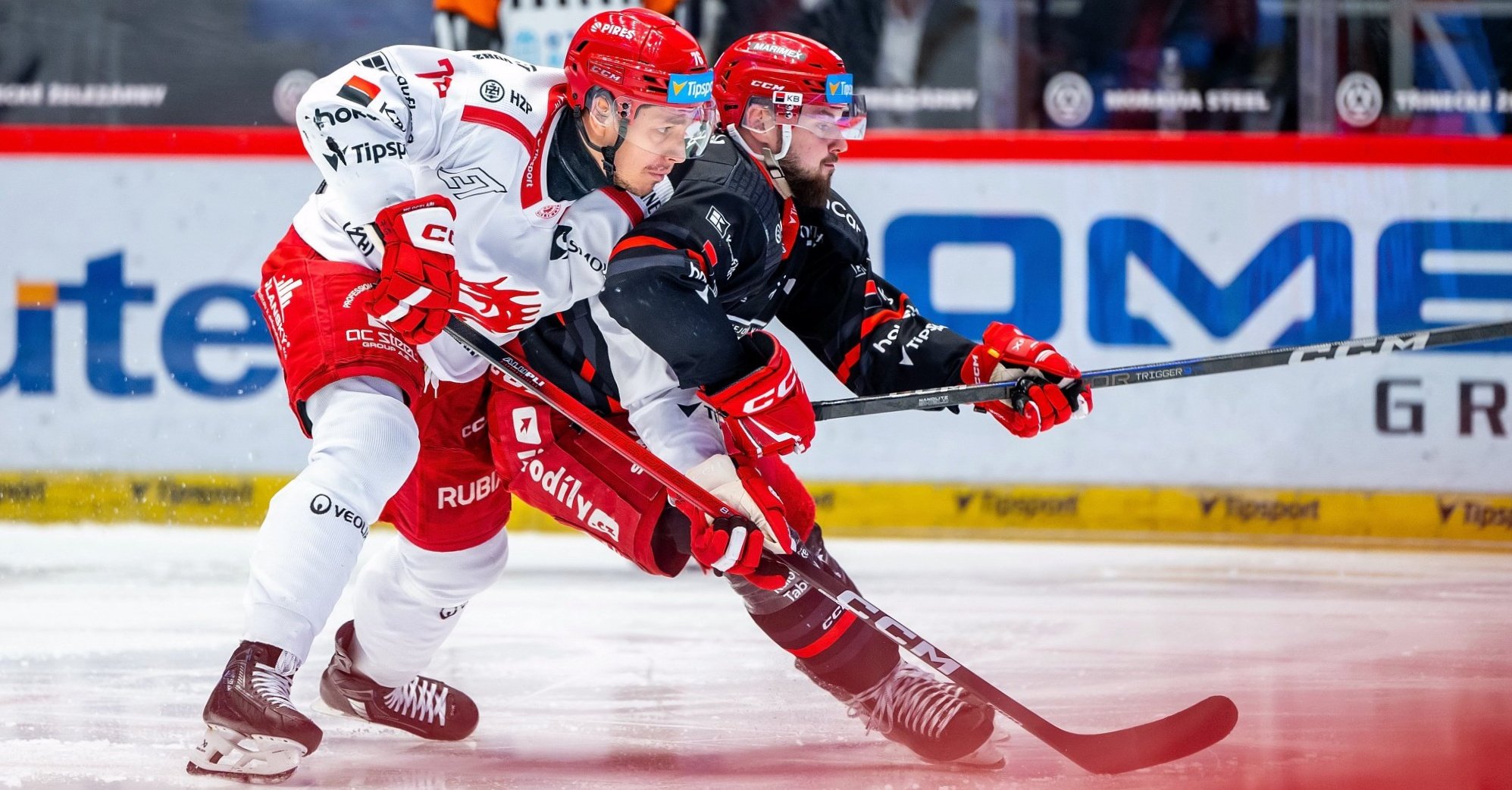 Photo: HC Oceláři Třinec Třinec Faces Hradec Králové in Tipsport Extraliga Match